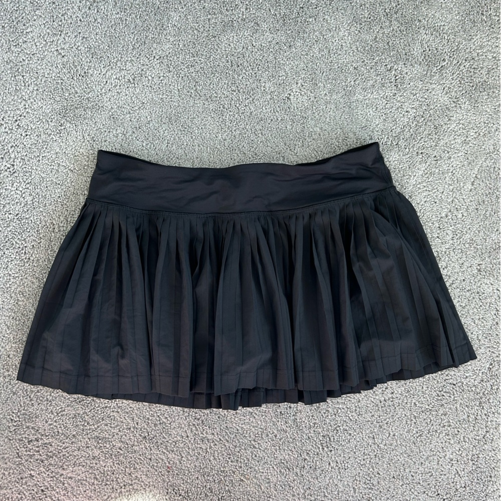 lululemon athletica Black Pleated Skirt